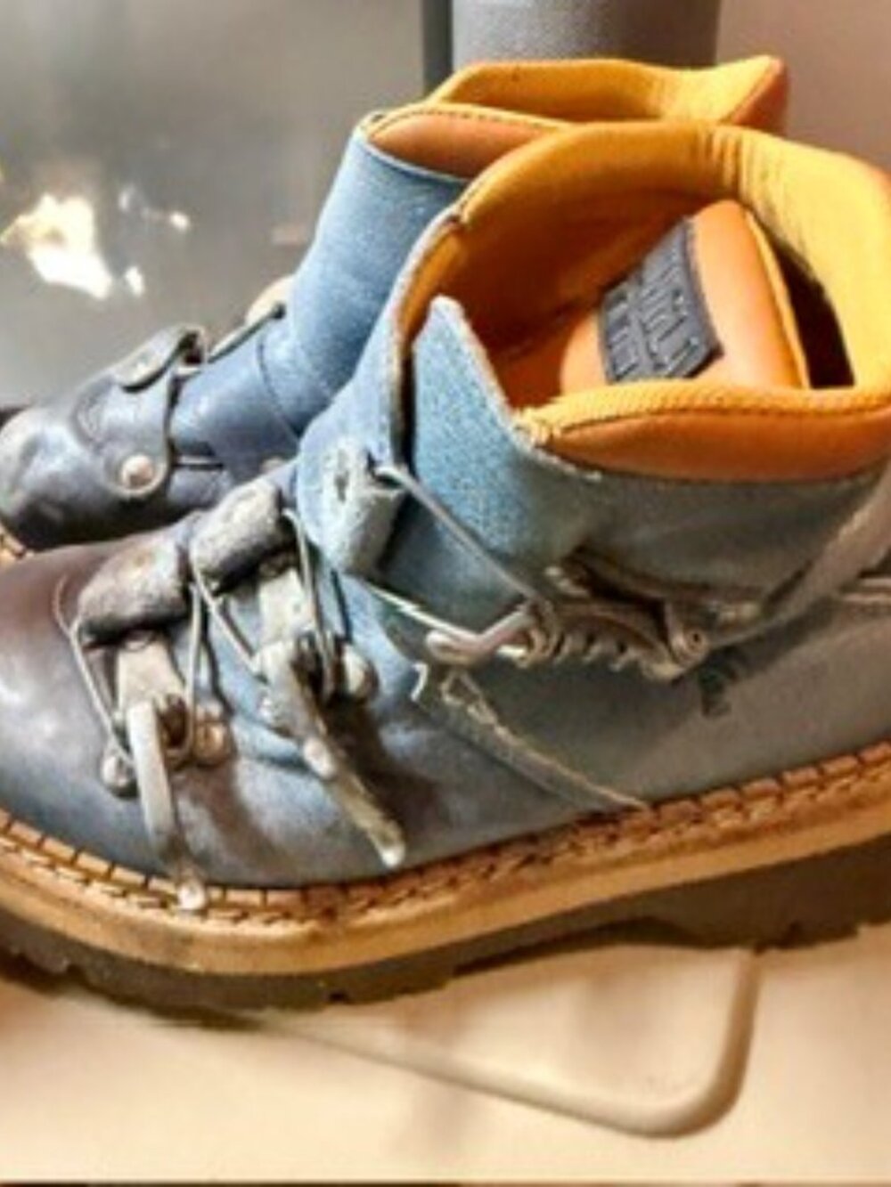CJB Jungla - vintage leather boot